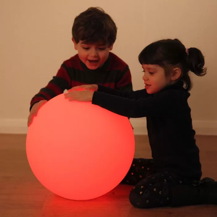 COMMOTION Balle Lumineuse Sensorielle – Lampe Multicolore, Veilleuse & Jeu Sensoriel