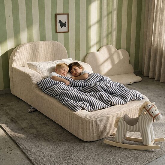OMÉ Montessori rahmenloses Schaumstoff-Bodenbett mit Matratze 160 × 80 cm – Almond Cream
