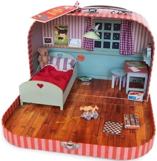 SAM & JULIA Mouse Mansion To-Go Bedroom – A Creative World in a Suitcase!