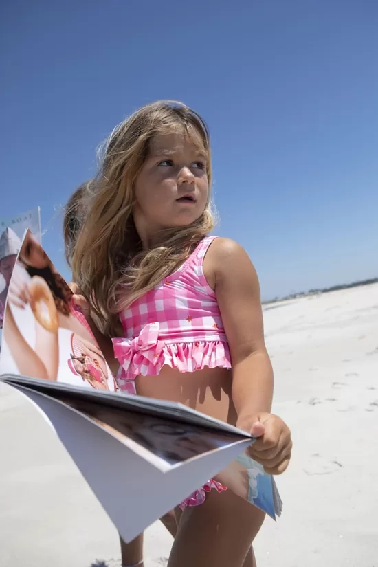 PAPERBOAT Zweiteiliger Mädchen-Badeanzug im rosa Gingham-Sternenmuster