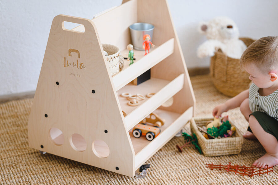 Montessori Bookshelf | Wheeled Toy Box Berta