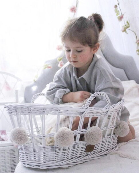 WICKLYBOX Wicker Moses Basket for Dolls - White